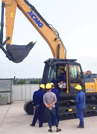 XCMG XE215C Excavator Medium Excavator for sale